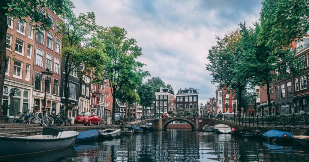 man and Van London to Amsterdam netherlands
